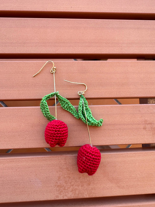 Red tulip earrings