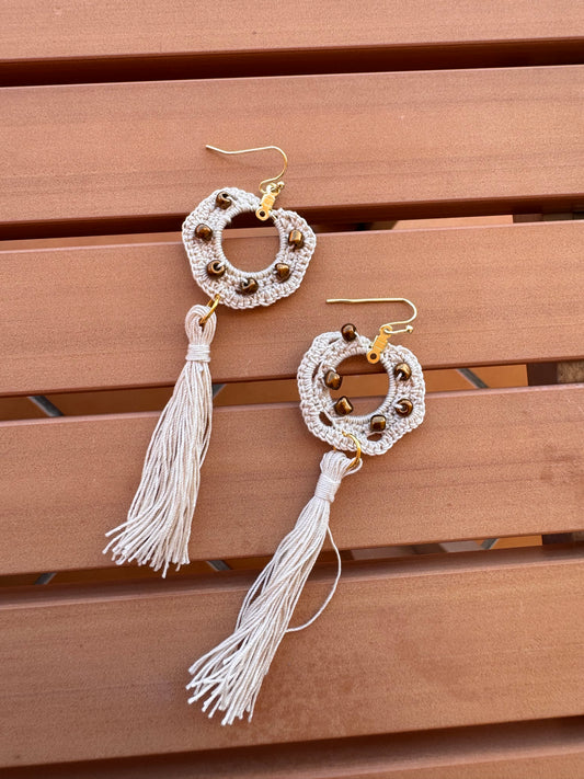 Beige waterfall earrings